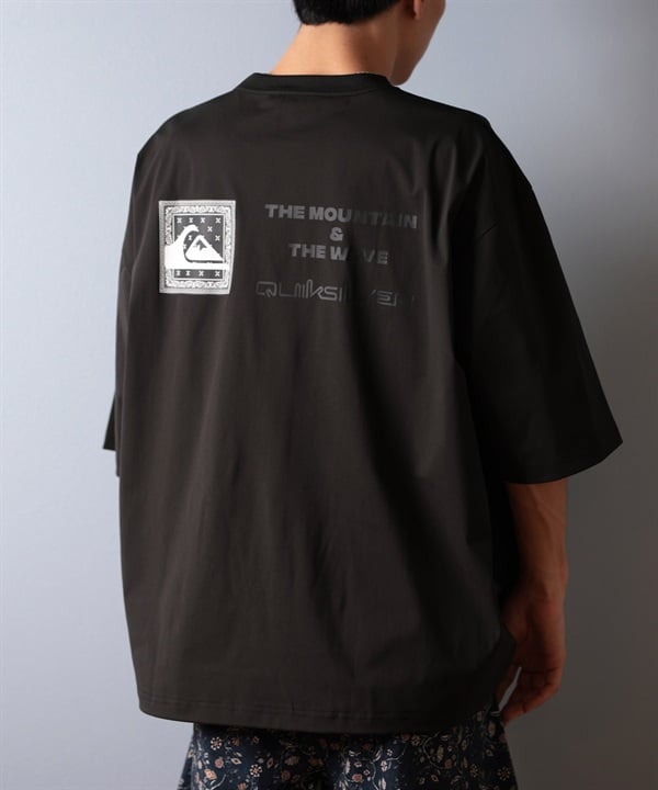 QUIKSILVER クイックシルバー ラッシュガード メンズ 半袖 Tシャツ バックプリント 水陸両用 UVカット QLY251626M ムラサキスポーツ限定