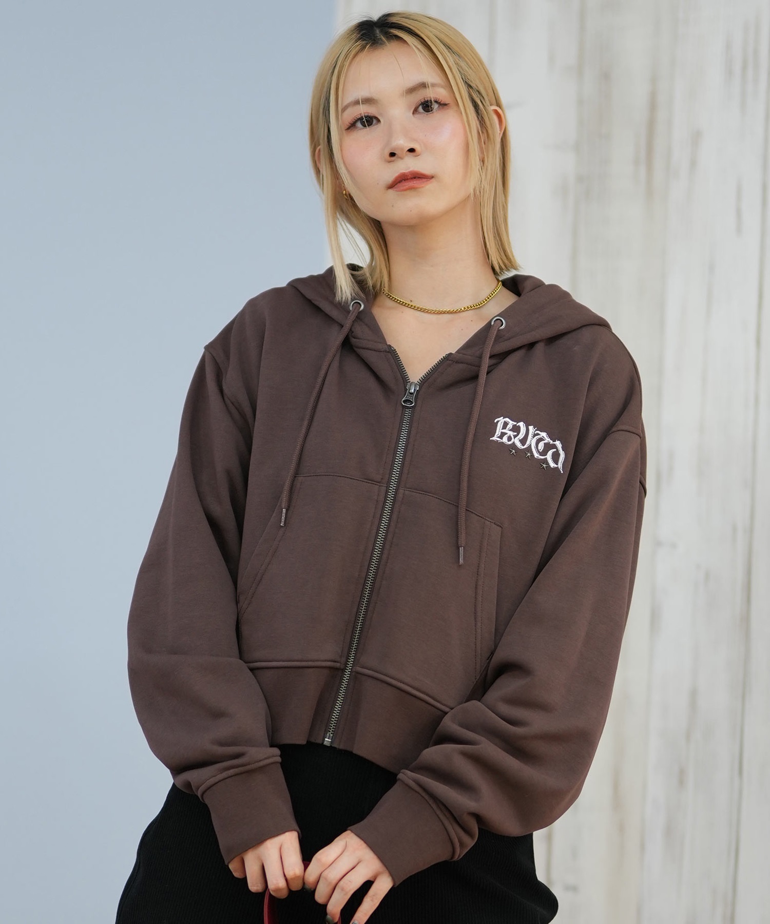 RVCA ルーカ ジップアップ パーカー レディース スウェット フーディー ショート丈 ロゴ 裏毛 NEAT ZIP HOODIE BF044-014(BBR-S)