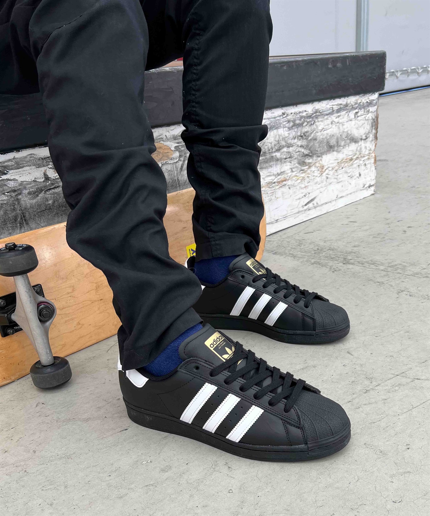 adidas skateboarding アディダス スケートボーディング スケシュー GW6931 SUPERSTAR ADV 421261902(BK/WT-23.0cm)