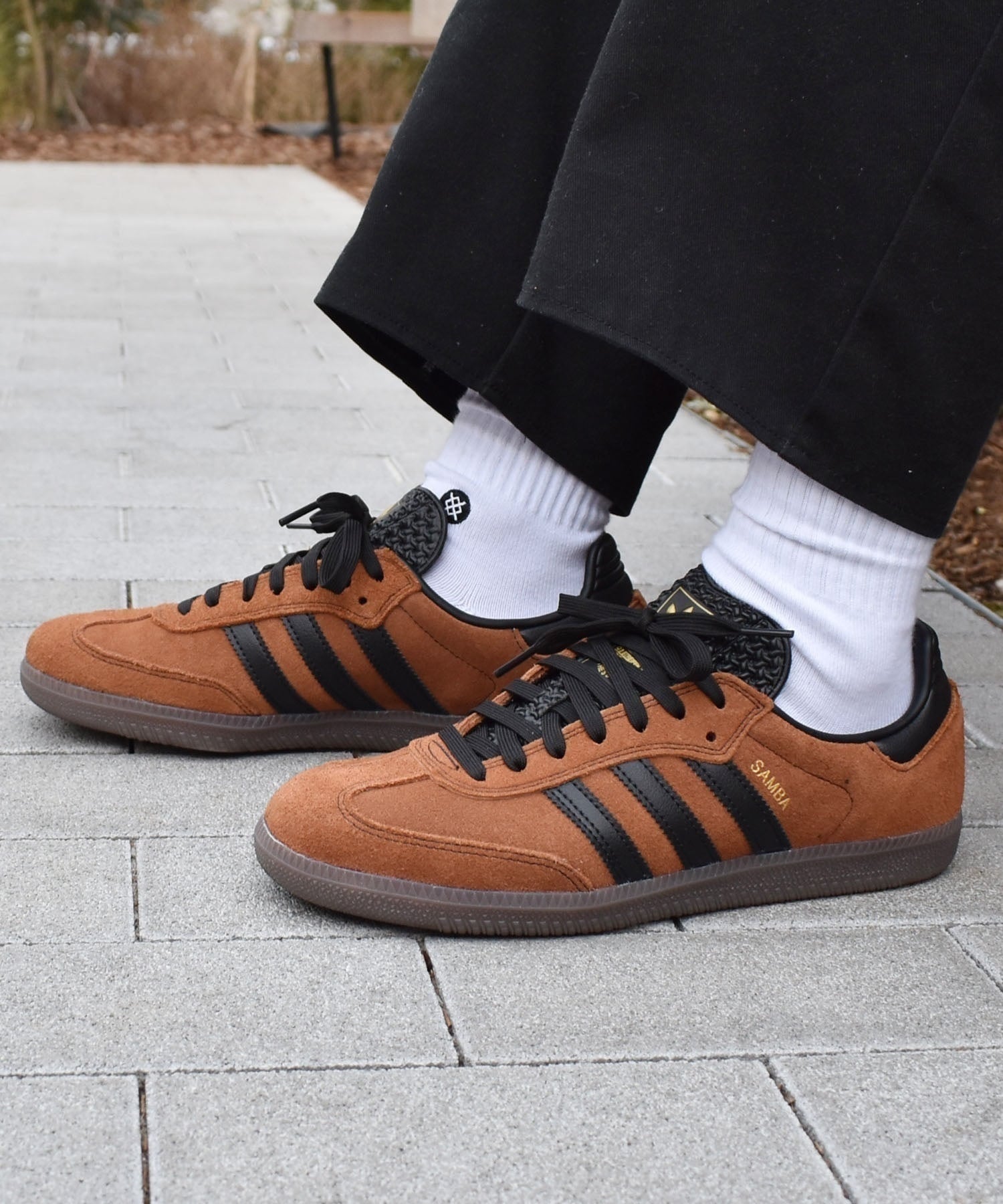 [421261958 HQ9286] スライド01