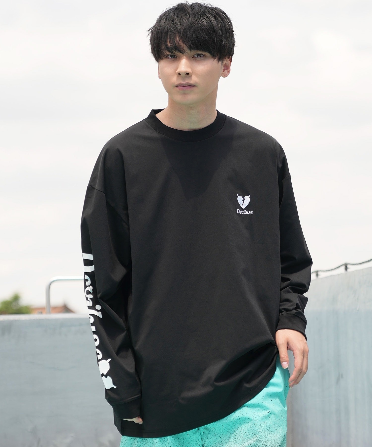 DEVILUSE デビルユース メンズ ラッシュガード 長袖 Tシャツ オーバーサイズ 水陸両用 ムラサキスポーツ限定 243OO1LT089DU(WHT-M)