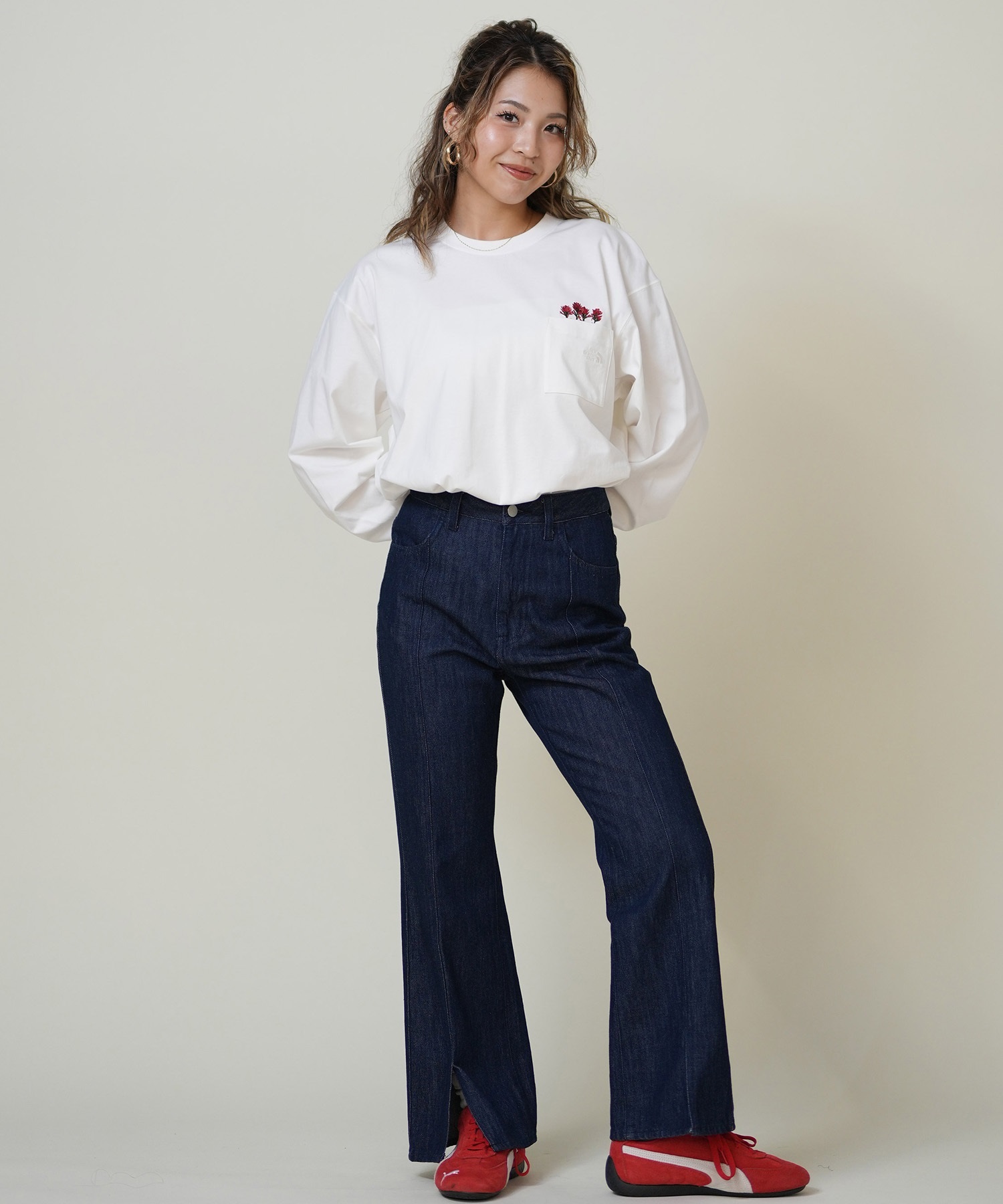 THE NORTH FACE ザ・ノース・フェイス 長袖 Tシャツ ロンT レディース 刺繍 花 ロングスリーブフラッシュドライフラワーロゴティー NT82535(K-S)