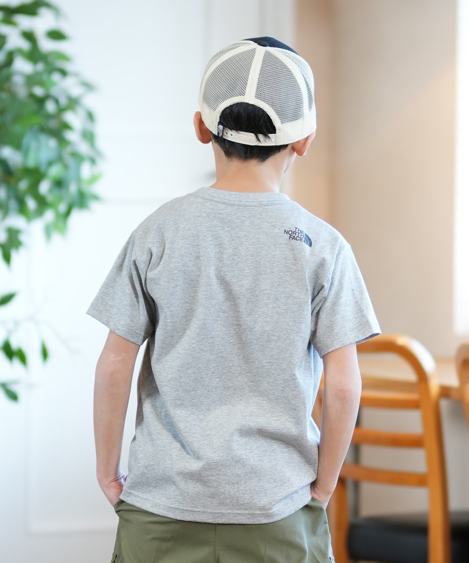 THE NORTH FACE ザ・ノース・フェイス Tシャツ キッズ 半袖 UVカット ショートスリーブカモロゴティー NTJ32359(WW-130cm)