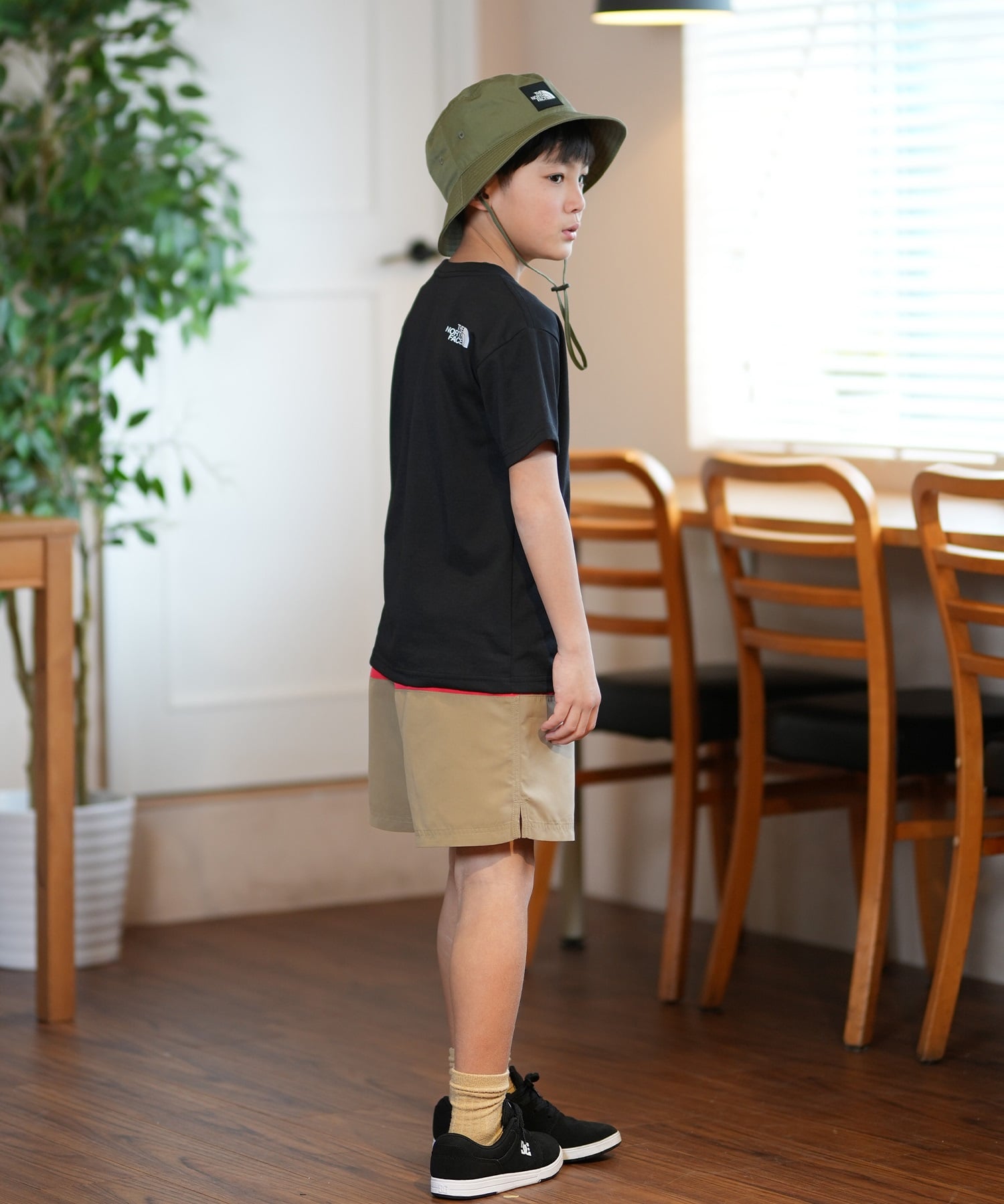 THE NORTH FACE ザ・ノース・フェイス Tシャツ キッズ 半袖 吸汗速乾 UVカット ショートスリーブゲットモテッドグラフィックティー NTJ32575(WD-130cm)