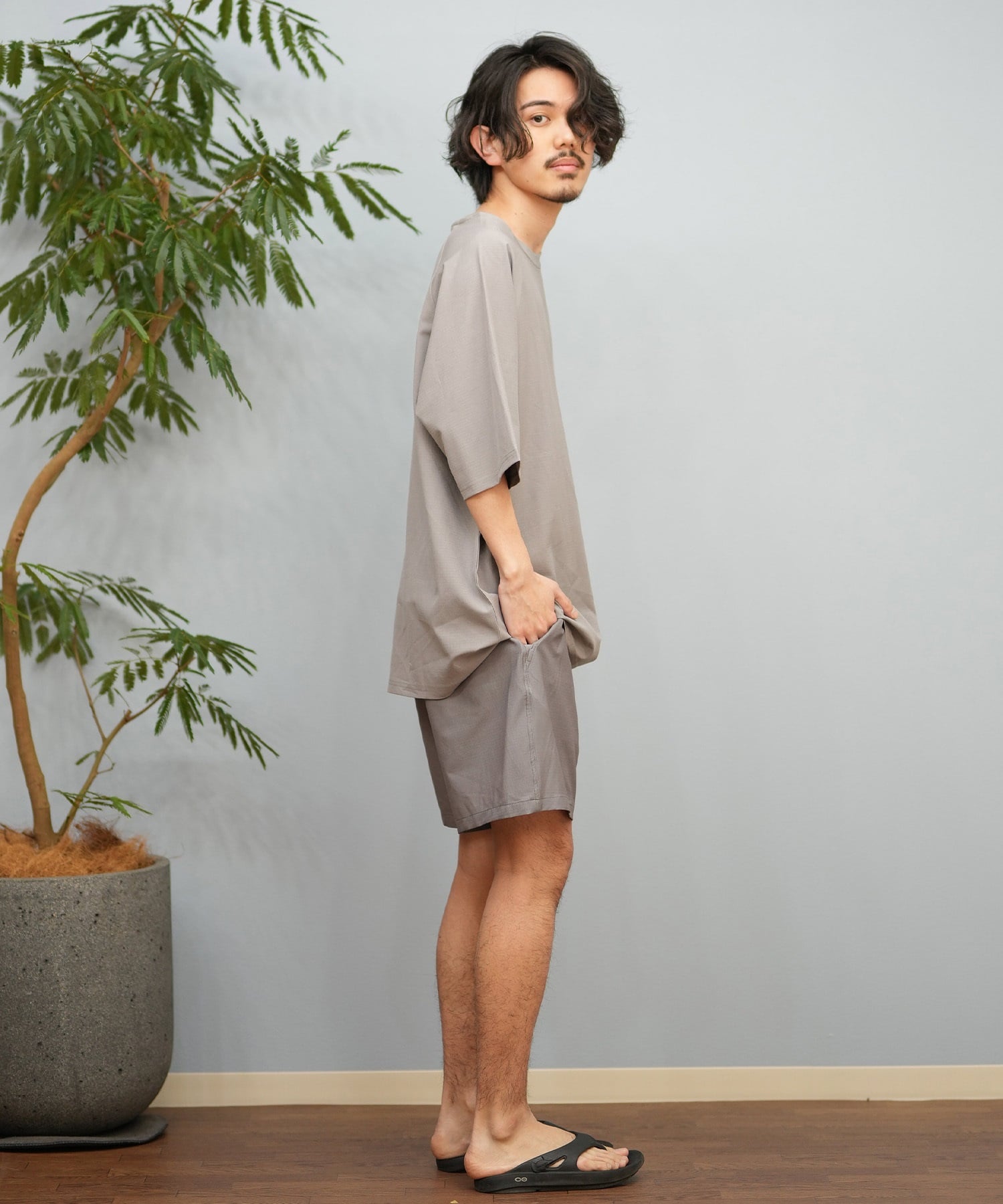 Hurley ハーレー 水着 ラッシュガード 半袖 Tシャツ メンズ ワンポイント ロゴ 水陸両用 撥水 吸水速乾 MUSS251089(WHT-M)