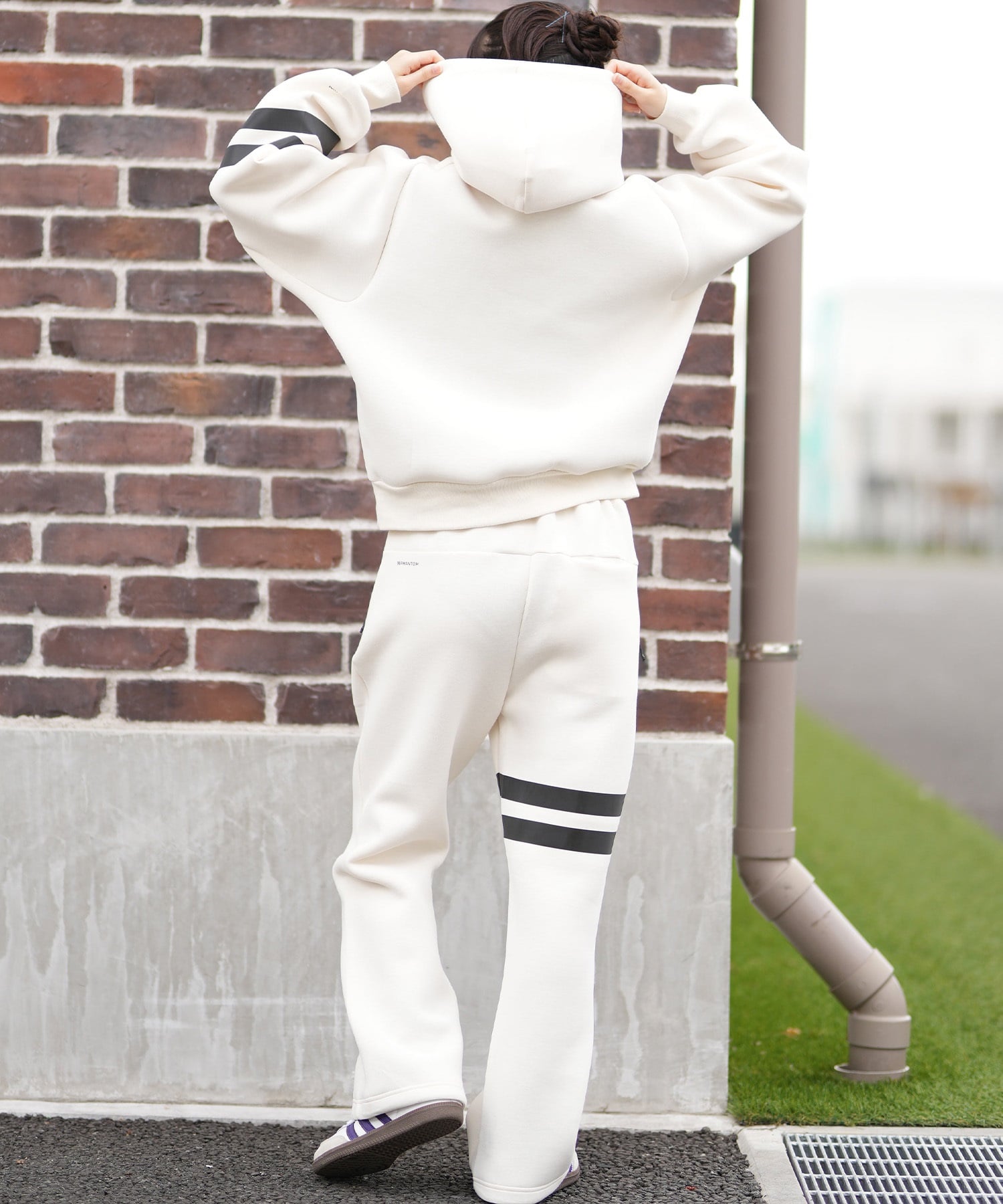 Hurley ハーレー プルオーバー パーカー レディース PHANTOMシリーズ セットアップ対応 ロゴ PHANTOM SWEAT BLOCK PARTY HOODIE WUFF252001(BLK-S)