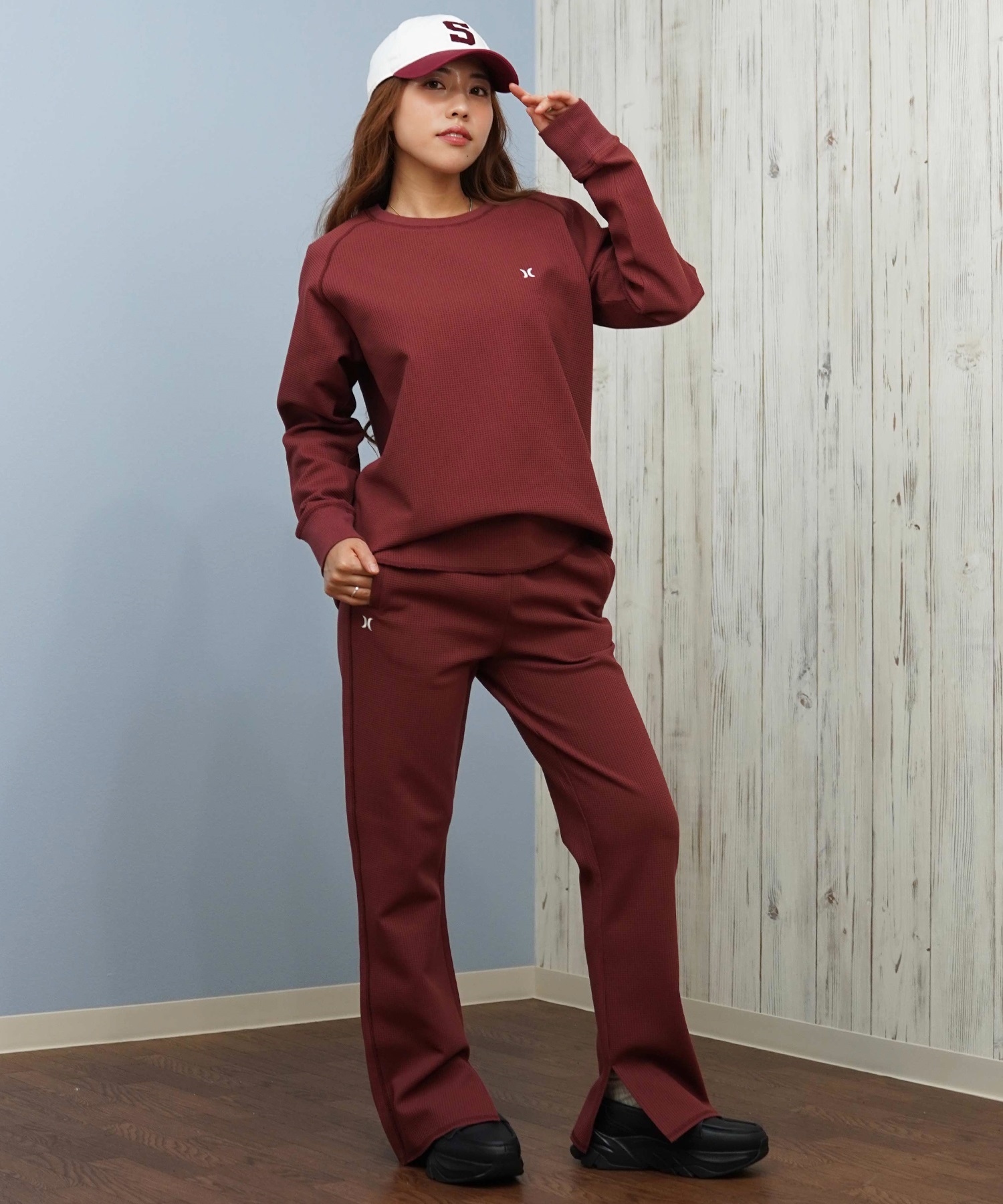 Hurley ハーレー 長袖 Tシャツ ロンT レディース サーマル ワッフル素材 ロゴ ワンポイント セットアップ対応 THERMAL LS TEE WCLS252046(OWHT-M)