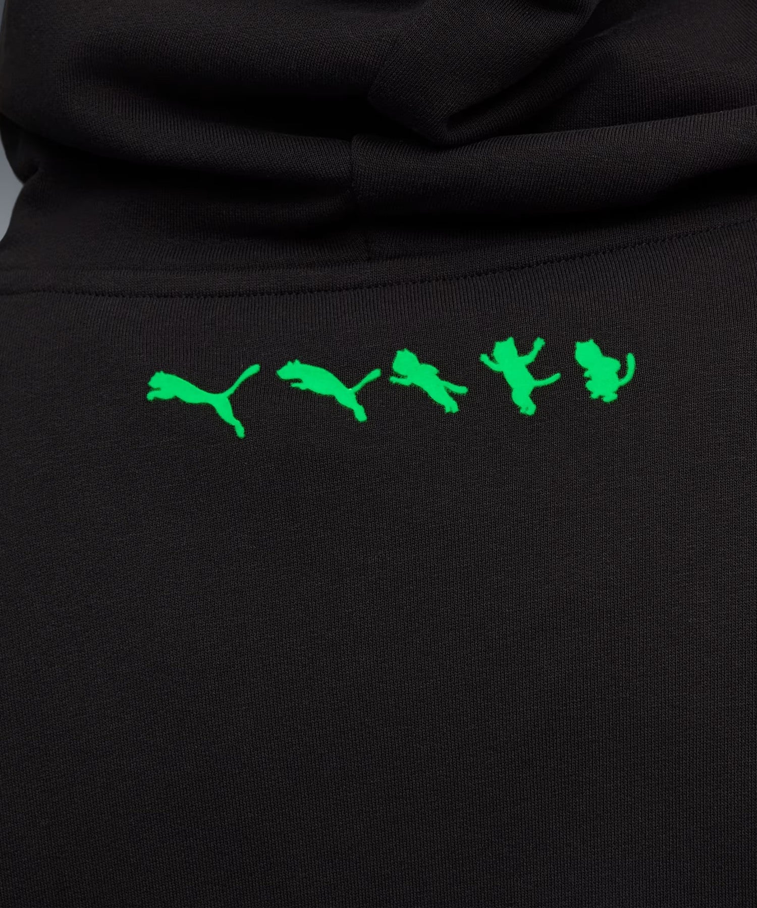 9月27日発売 PUMA プーマ × RIPNDIP リップンディップ コラボ メンズ ボクシー グラフィック フーディ プルオーバー パーカー 裏毛 632414(01-M)