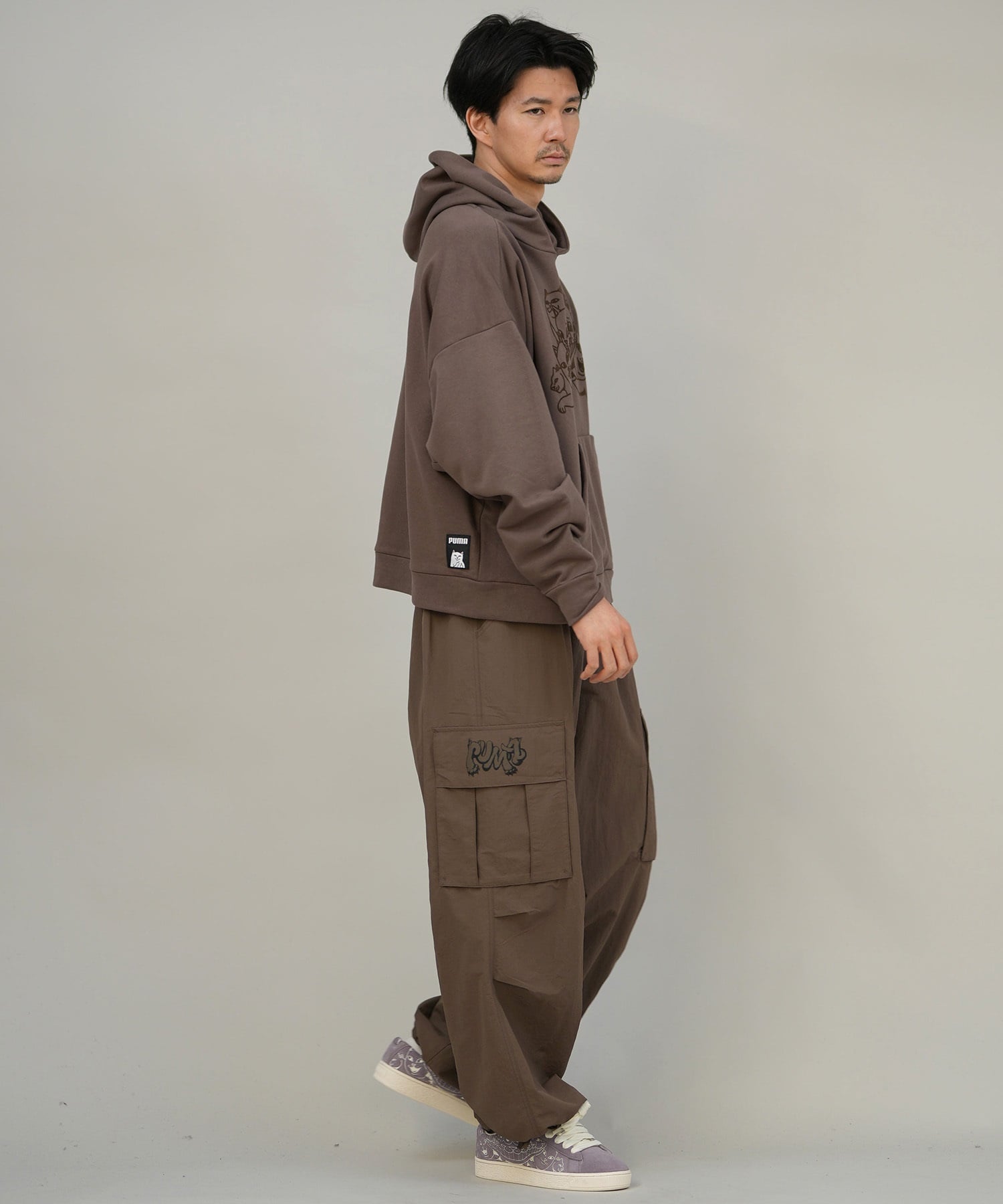 9月27日発売 PUMA プーマ × RIPNDIP リップンディップ コラボ メンズ ボクシー グラフィック フーディ プルオーバー パーカー 裏毛 632414(01-M)