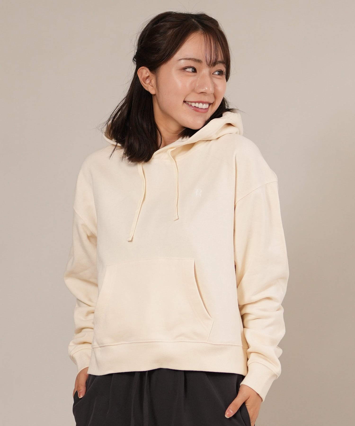 RIKKA FEMME リッカファム プルオーバー パーカー レディース スウェット フーディー ワンポイント 刺繍 裏毛 RF25FW17(IVO-FREE)