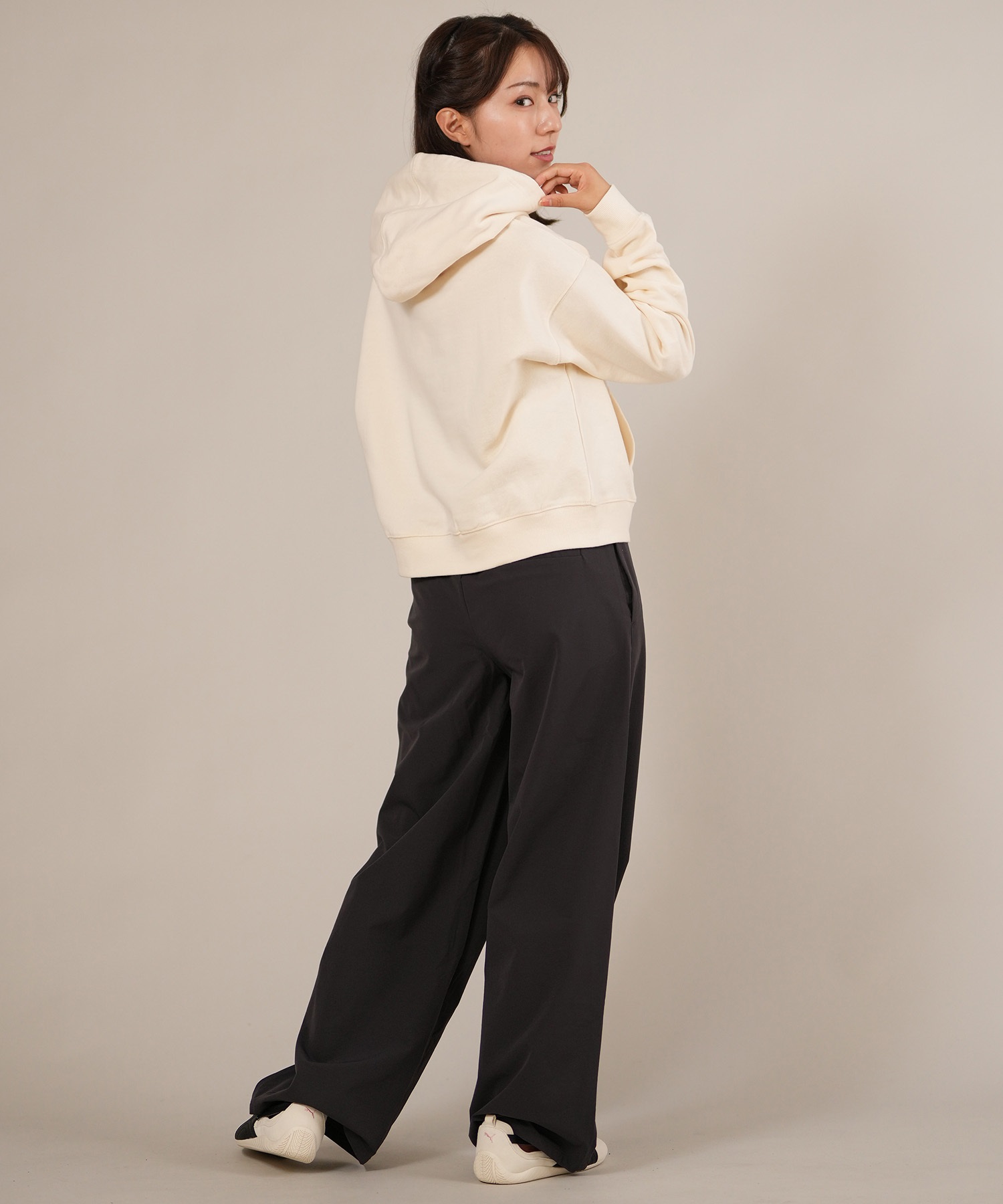 RIKKA FEMME リッカファム プルオーバー パーカー レディース スウェット フーディー ワンポイント 刺繍 裏毛 RF25FW17(IVO-FREE)