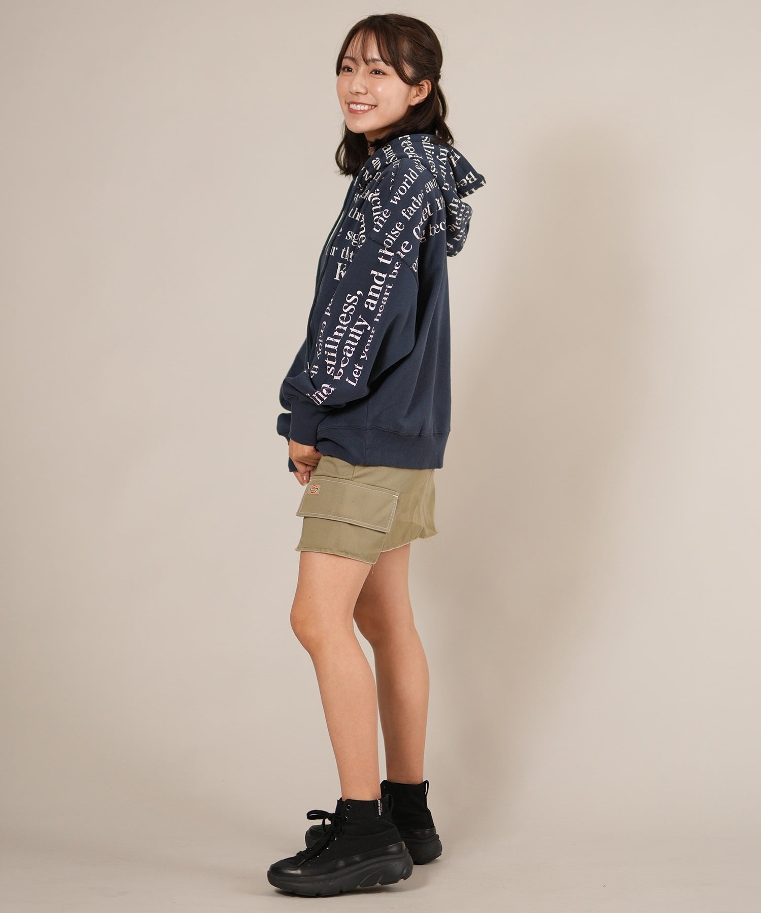 RIKKA FEMME リッカファム プルオーバー パーカー レディース スウェット フーディー ロゴ プリント 裏毛 RF25FW08(LBE-FREE)