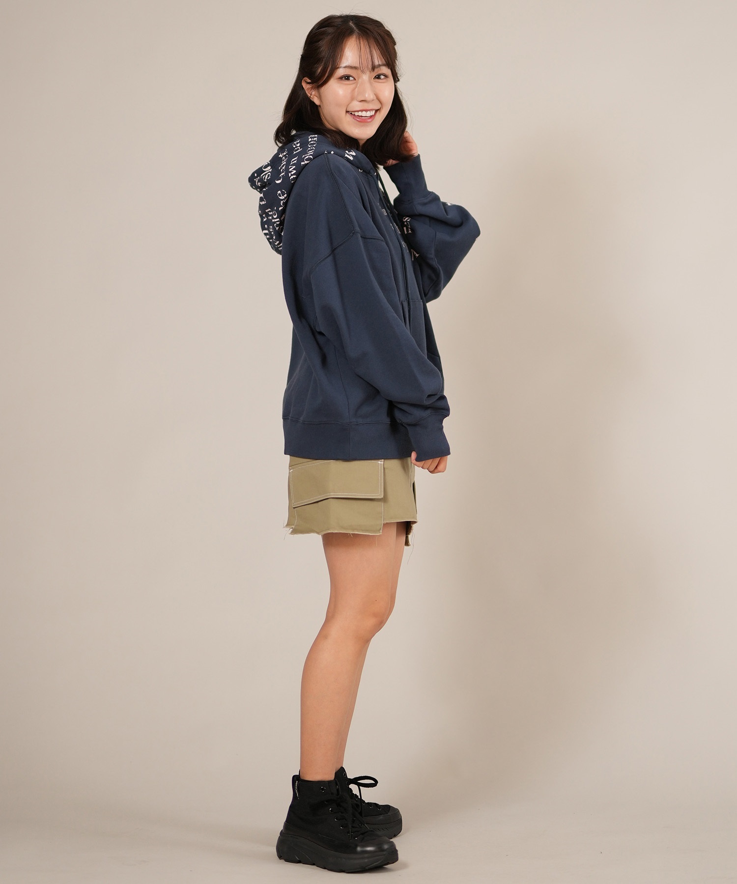 RIKKA FEMME リッカファム プルオーバー パーカー レディース スウェット フーディー ロゴ プリント 裏毛 RF25FW08(LBE-FREE)