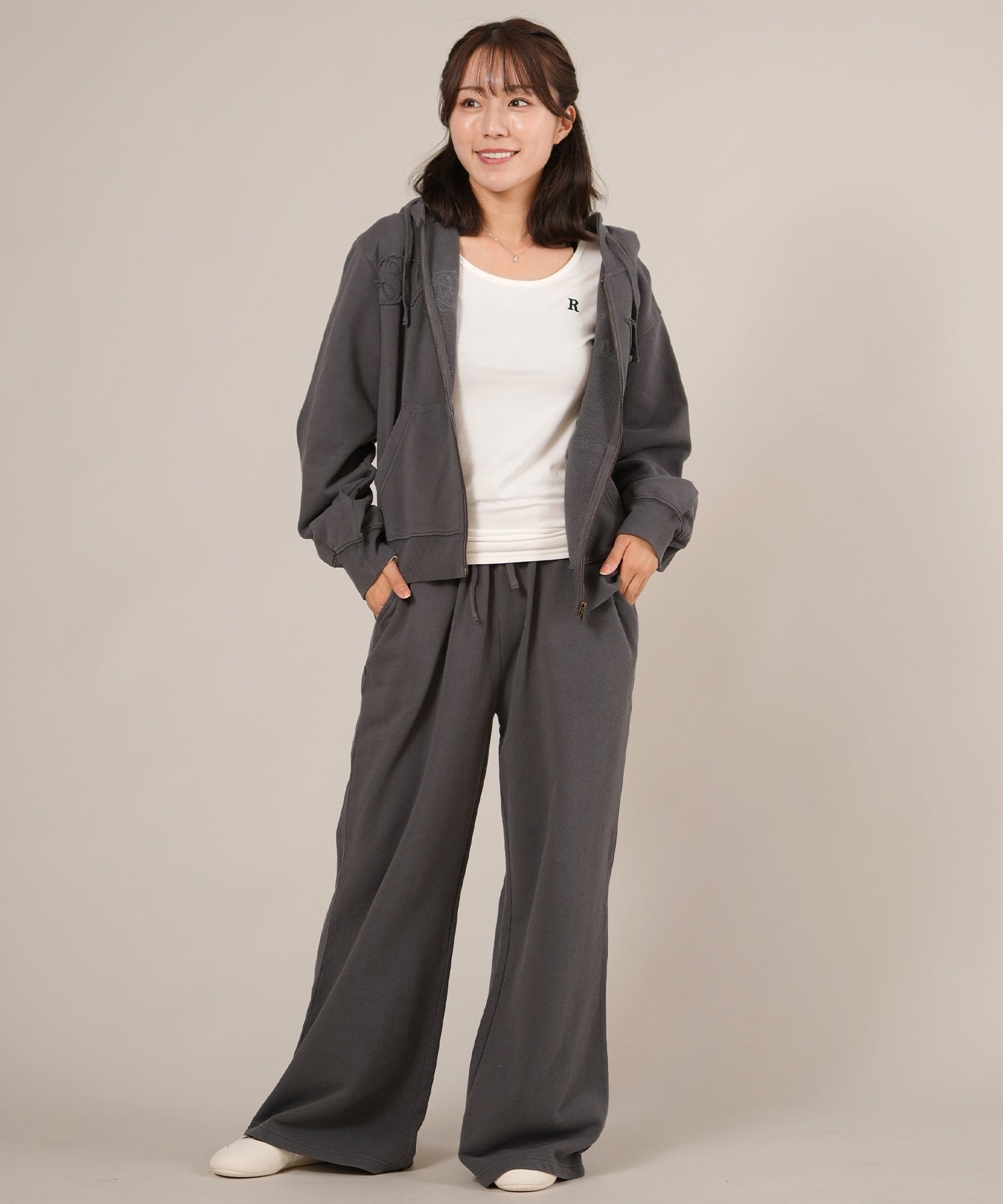 RIKKA FEMME リッカファム ジップアップ パーカー レディース スウェット フーディー ロゴ ワッペン 裏毛 セットアップ対応 RF25FW09(CGY-FREE)