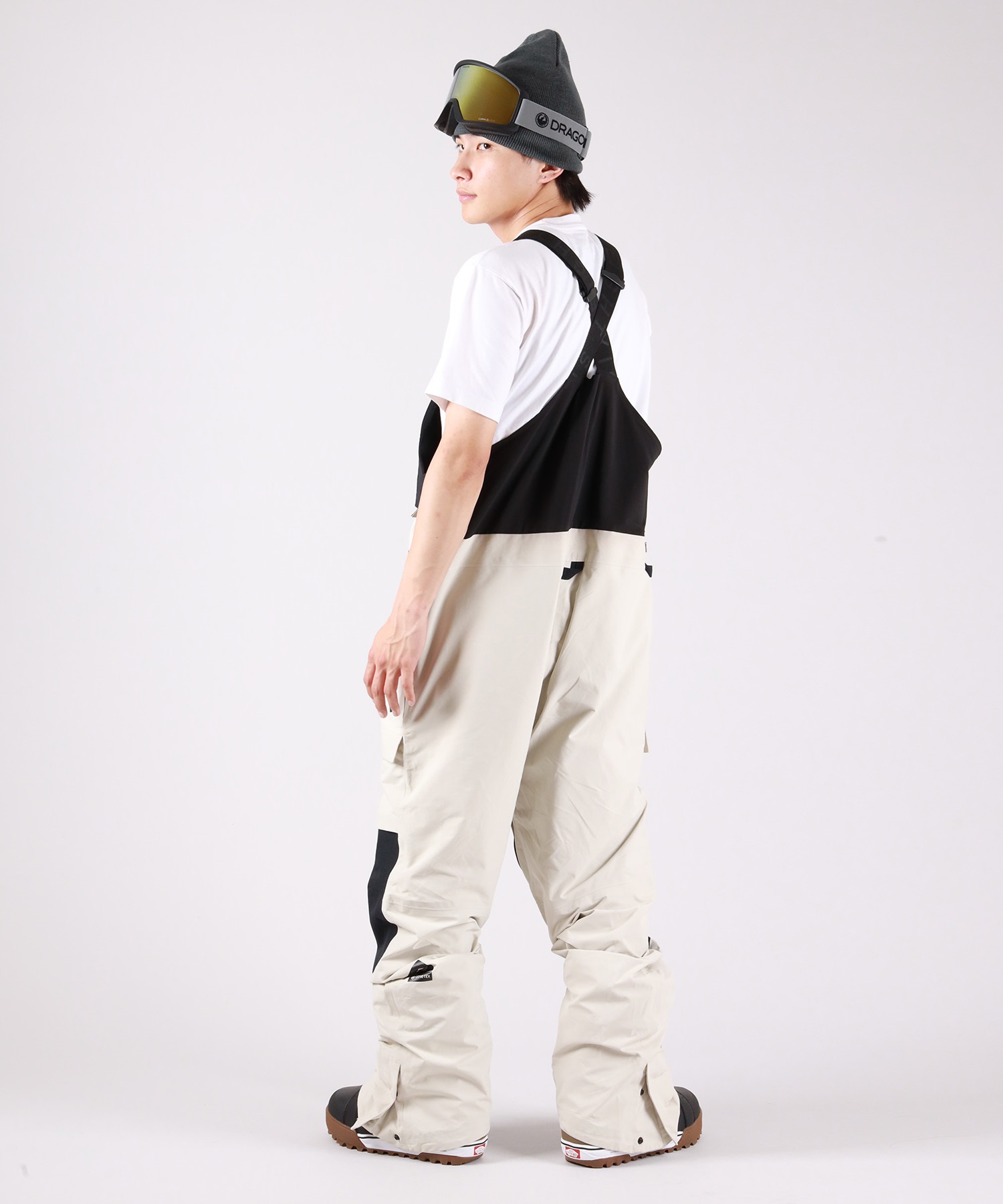 686 シックスエイトシックス GORE-TEX DISPATCH BIB スノーボード ウェア パンツ ユニセックス ゴアテックス 25-26モデル MM A17【2526】(BLK-M)