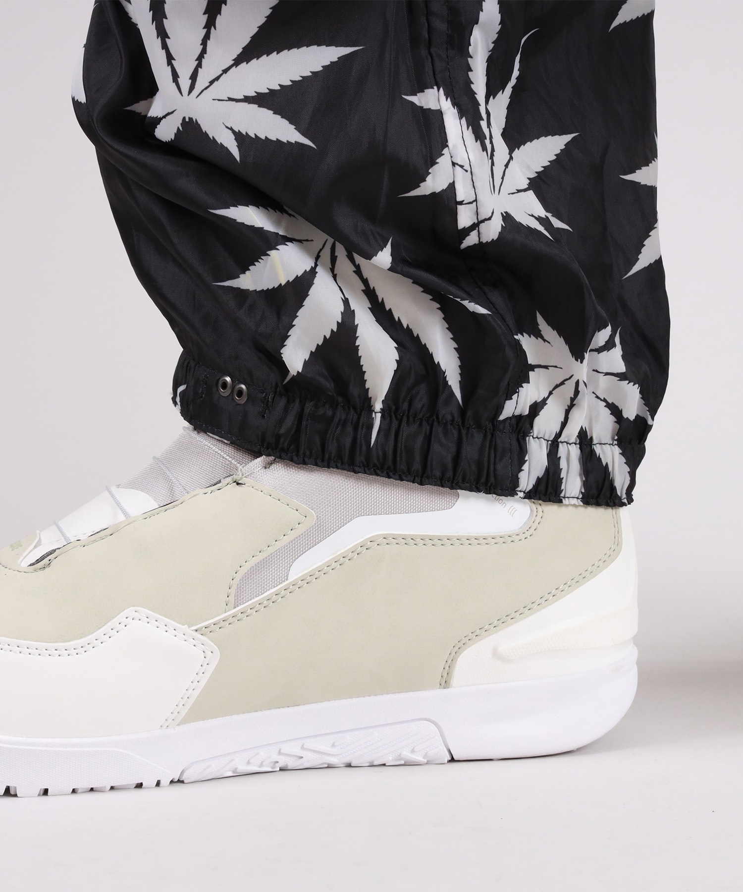 686 シックスエイトシックス HUF DOUBLE H SHELL PT スノーボード ウェア パンツ ユニセックス 25-26モデル MM B15【2526】(HGRN-S)