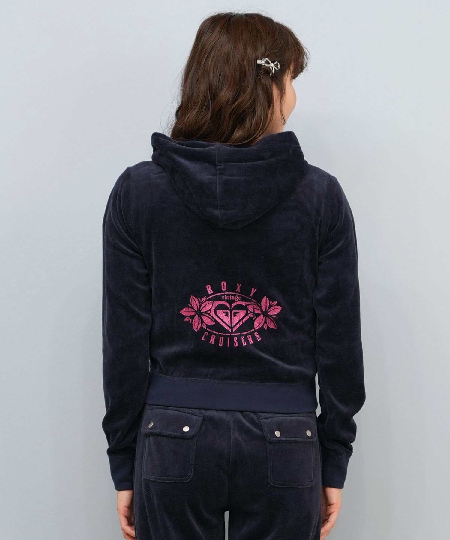 ROXY ロキシー × MANA ジップアップ パーカー レディース ベロア ショート丈 セットアップ対応 ROXY CRUISERS RZP254617T(NVY-M)