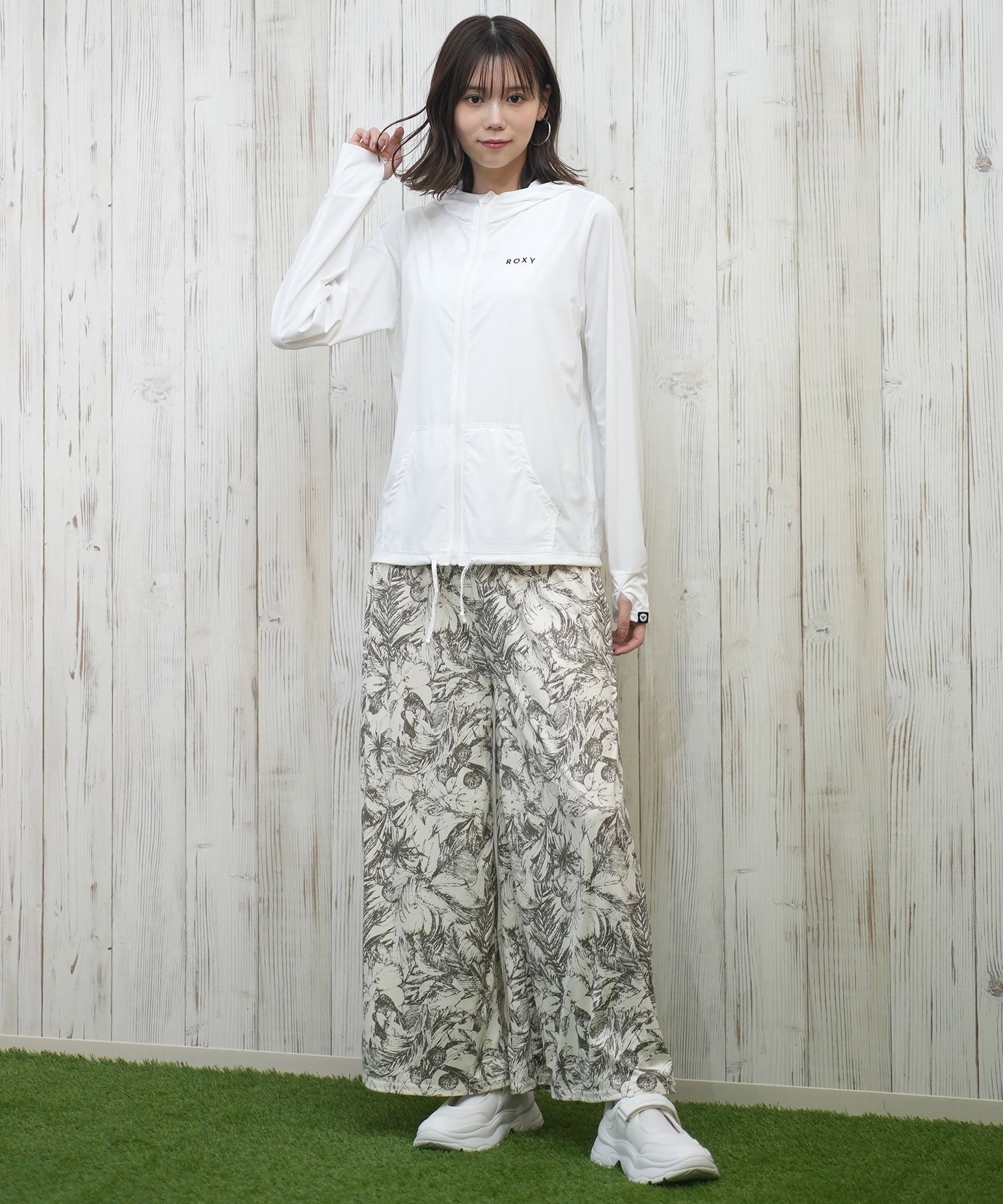 ROXY ロキシー 水着 レディース ラッシュガード ジップアップ パーカー UVカット 接触冷感 速乾 軽量 AURORA RLY251029(WHT-S)