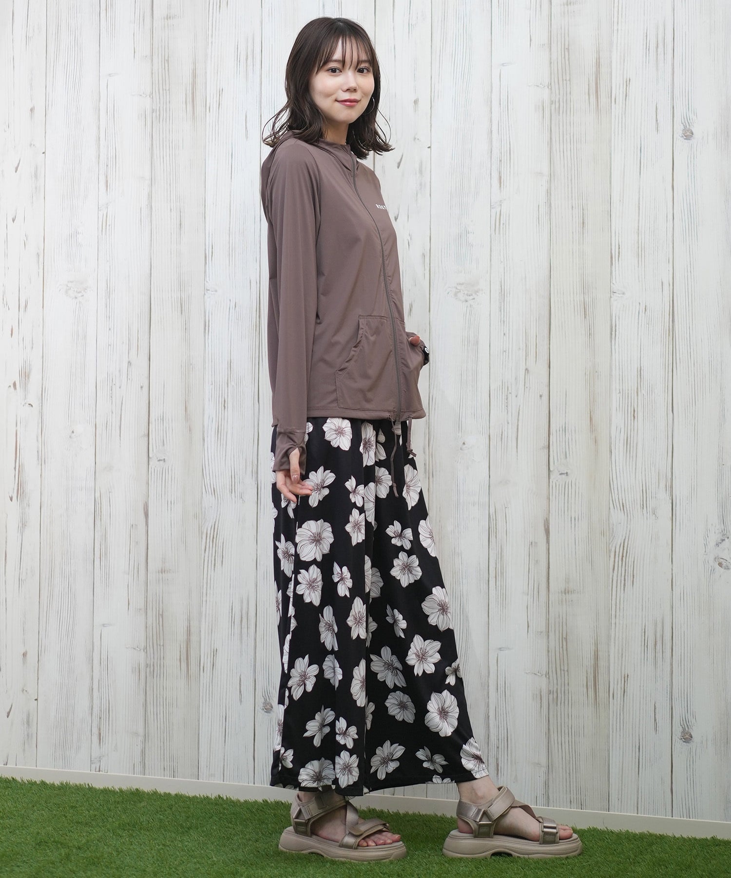 ROXY ロキシー 水着 レディース ラッシュガード ジップアップ パーカー UVカット 接触冷感 速乾 軽量 AURORA RLY251029(WHT-S)