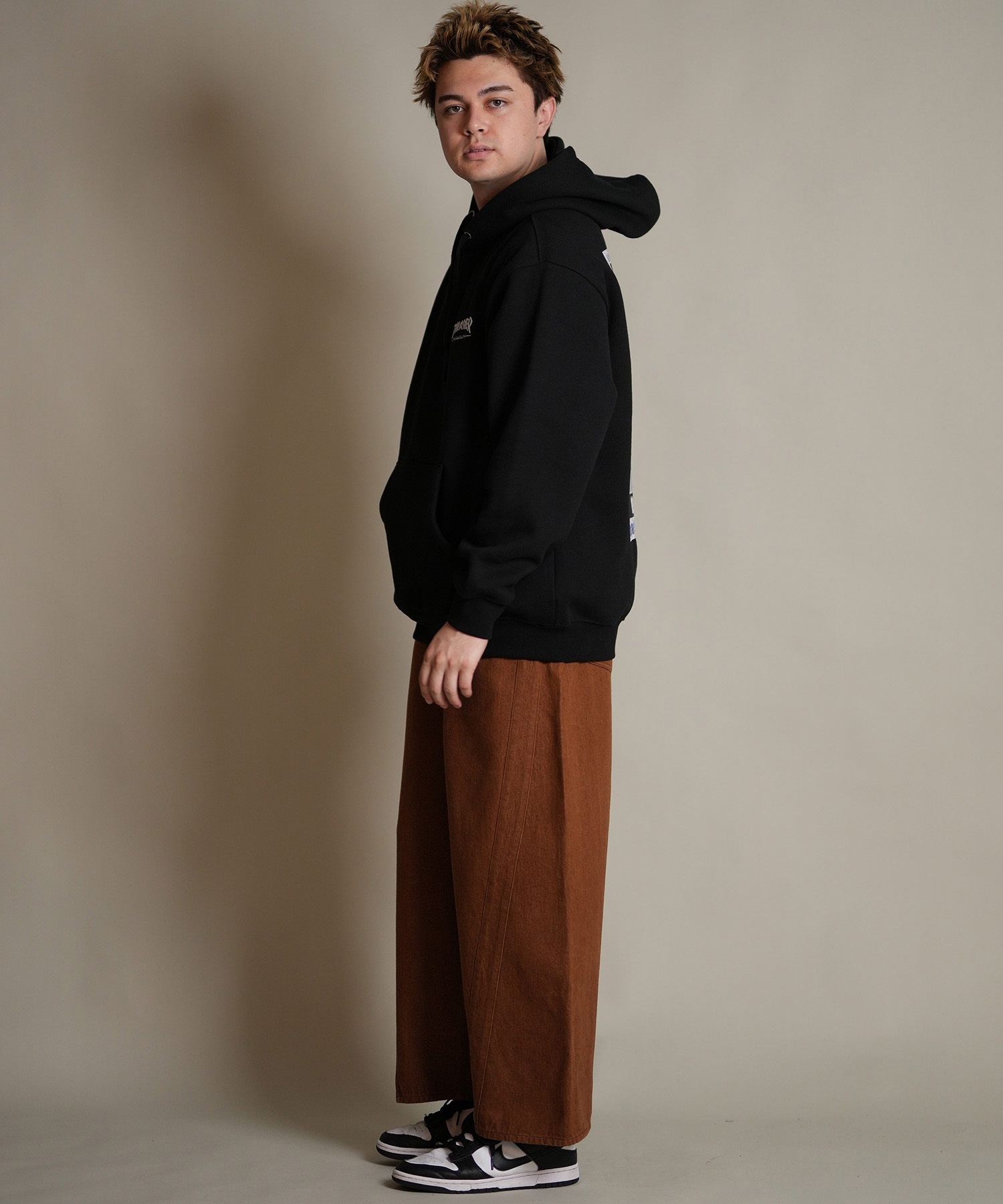 THRASHER スラッシャー プルオーバー パーカー メンズ スウェット フーディー バックプリント 裏起毛 254TH1PK066(WHT-M)