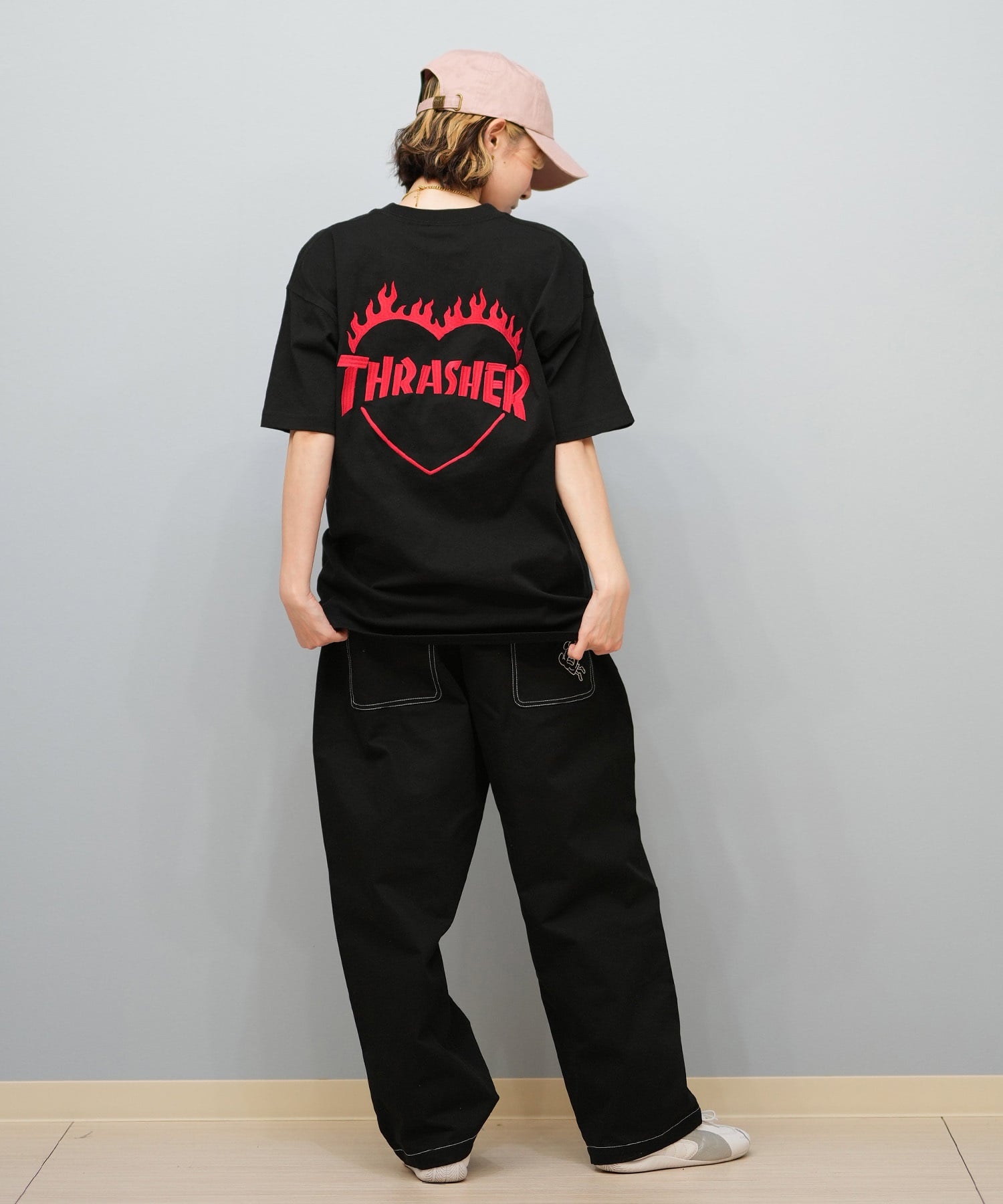 THRASHER スラッシャー 半袖 Tシャツ レディース バックプリント バーニングハート 252TH2ST030(WHT-1-M)
