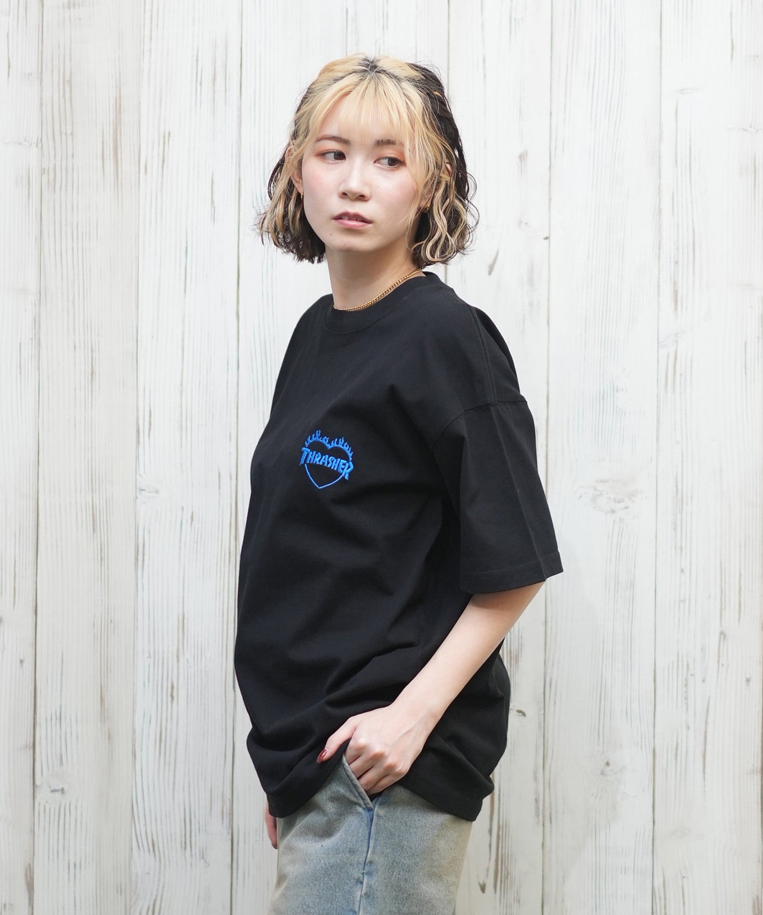 THRASHER スラッシャー 半袖 Tシャツ レディース バックプリント バーニングハート 252TH2ST030(WHT-1-M)