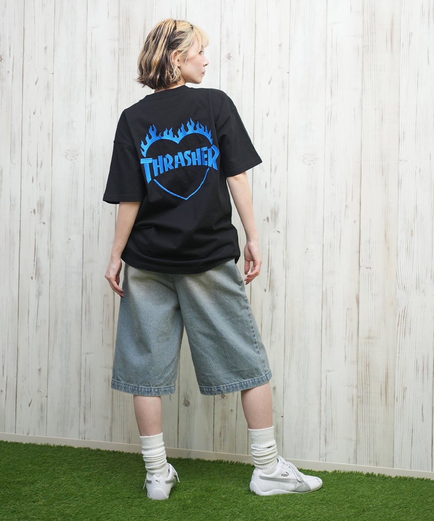 THRASHER スラッシャー 半袖 Tシャツ レディース バックプリント バーニングハート 252TH2ST030(WHT-1-M)