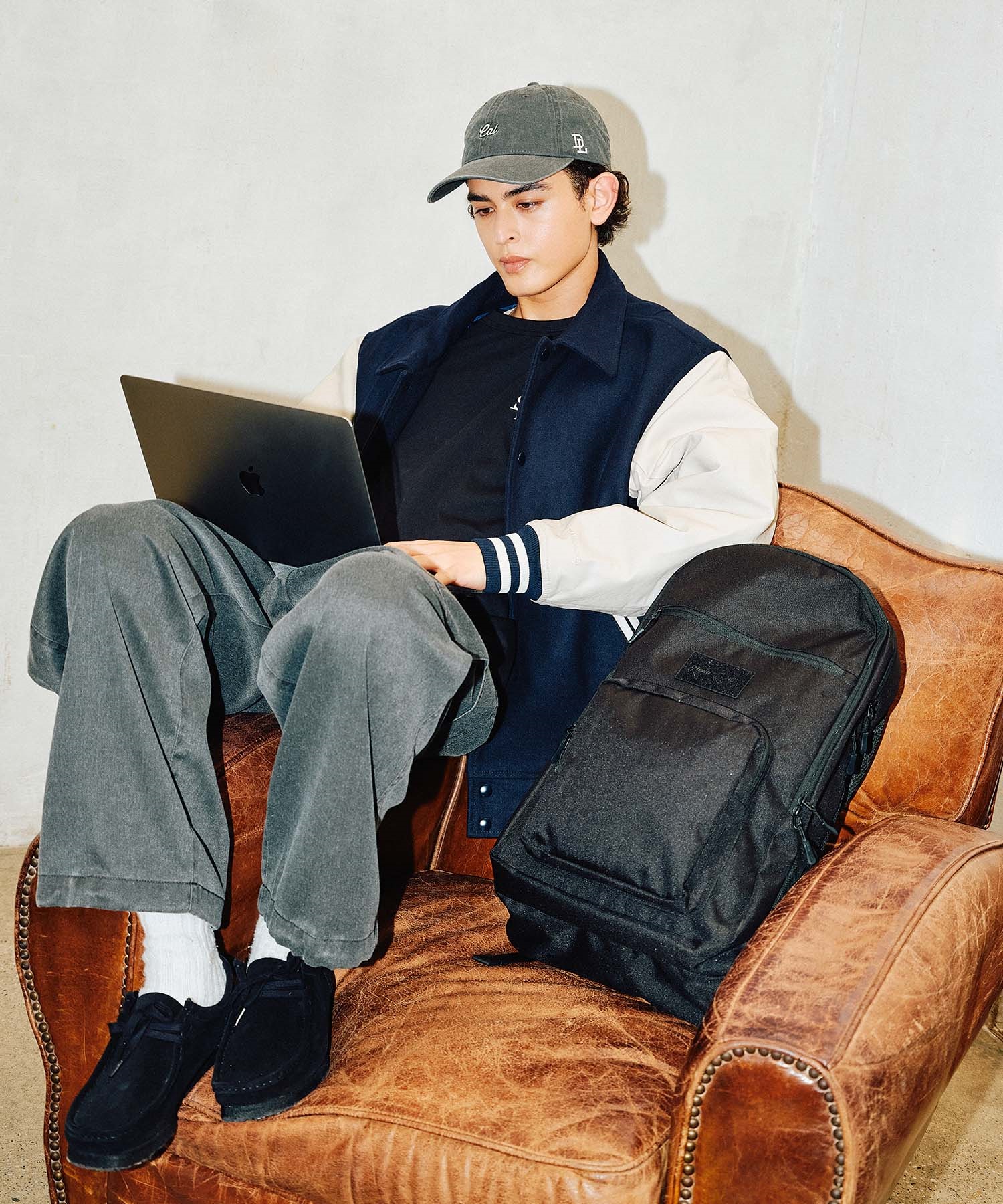 DEAR LAUREL ディアローレル バックパック リュック リュックサック 29L ADAPT PACK DL25F10201(BEIGE-ONE)