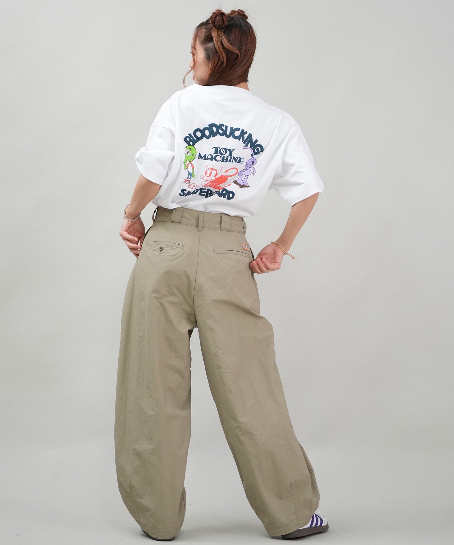 TOY MACHINE トイマシーン 半袖 Tシャツ レディース バックプリント オーバーサイズ MTMSFST16 ムラサキスポーツ限定(WHITE-M)