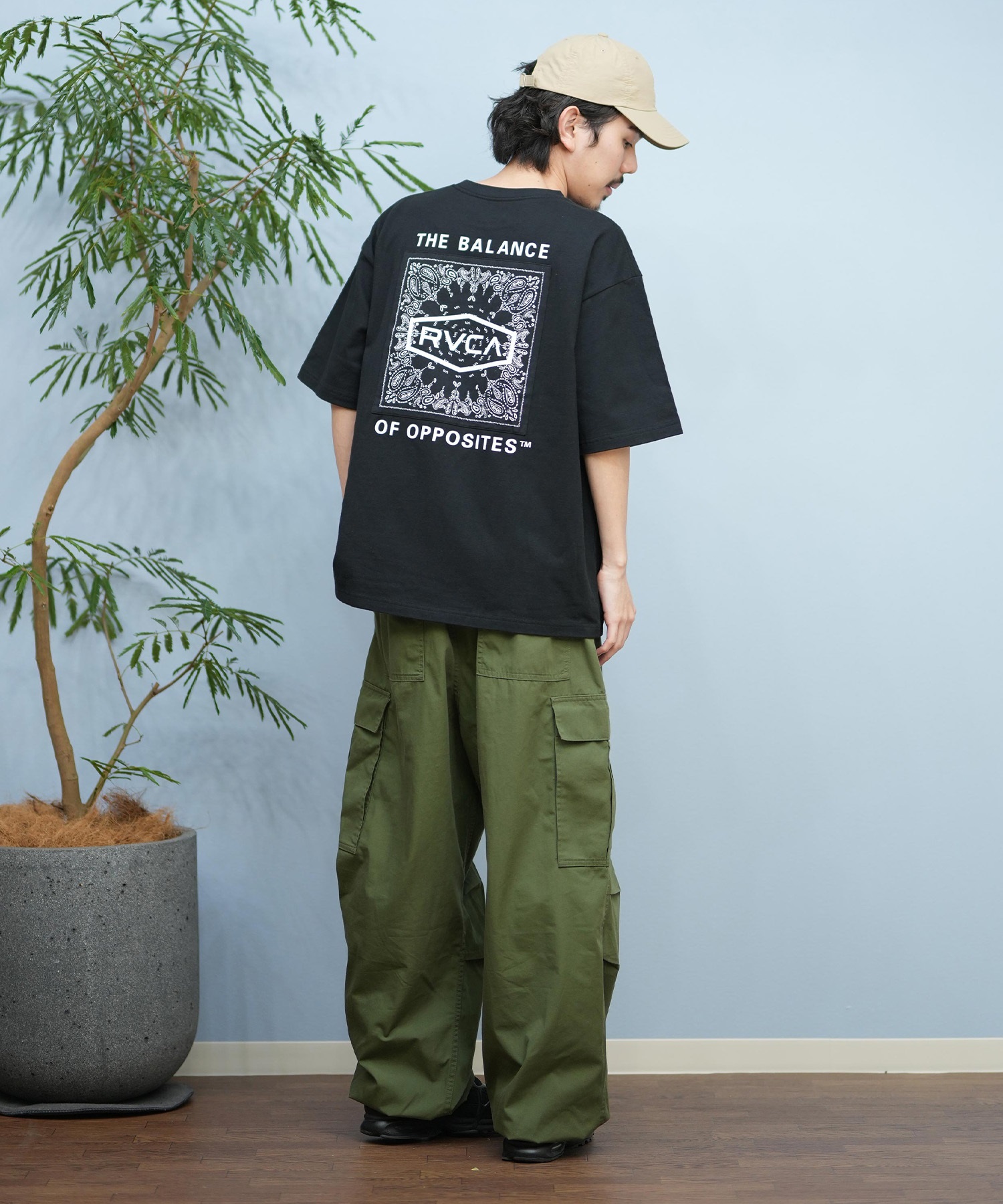 RVCA ルーカ 半袖 Tシャツ メンズ バックプリント BOXロゴ バンダナ柄 BF041-P20(WHT-S)