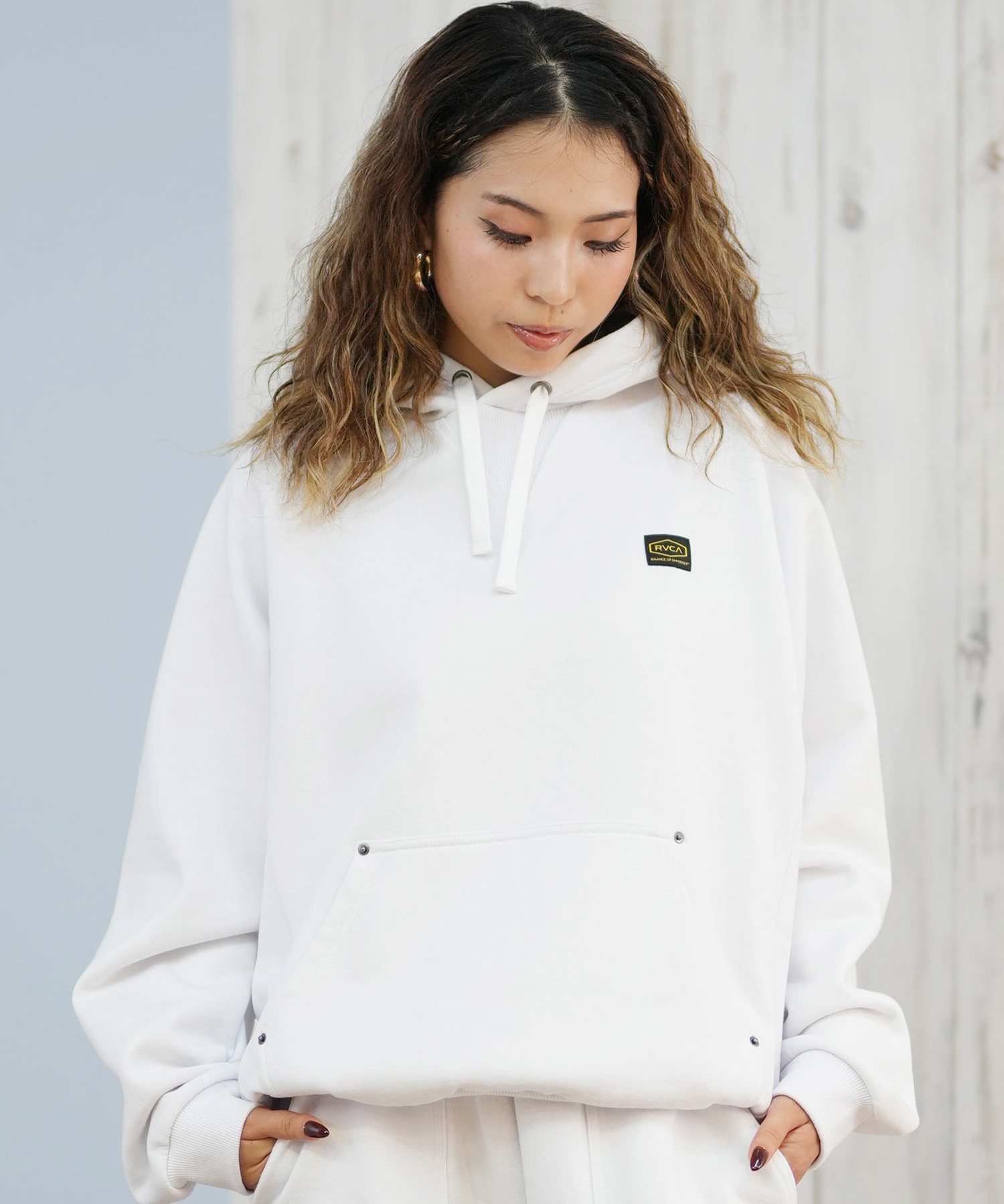 RVCA ルーカ プルオーバー パーカー レディース シンプル ロゴ 裏毛 RECESSION HOODIE BF044-009(PTK-S)