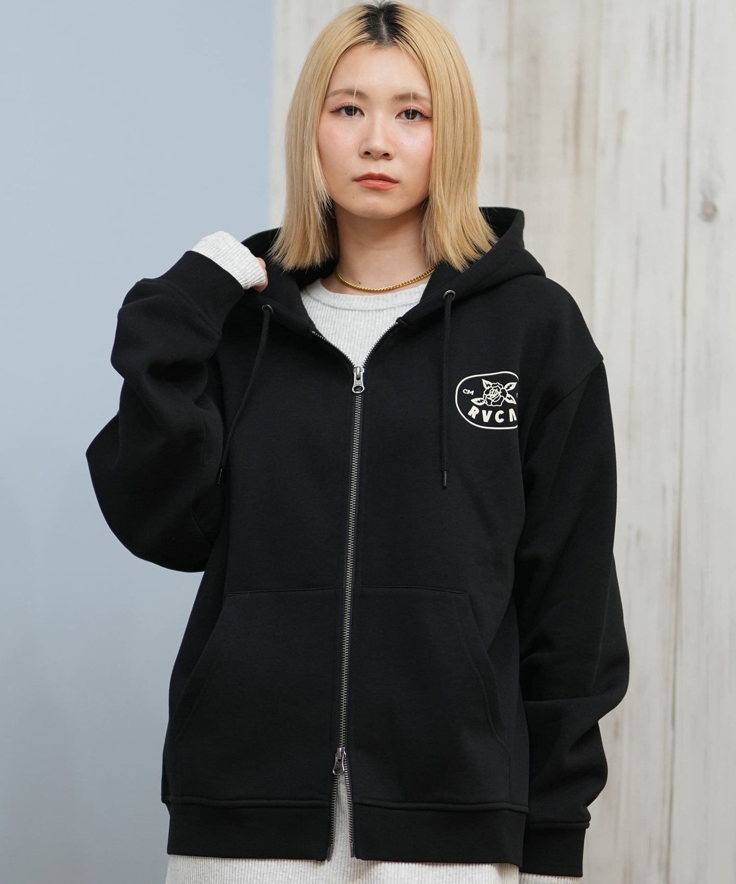 RVCA ルーカ ジップアップ パーカー レディース バックプリント ロゴ 裏起毛 COURT ZIP HOODIE BF044-015(BLK-S)