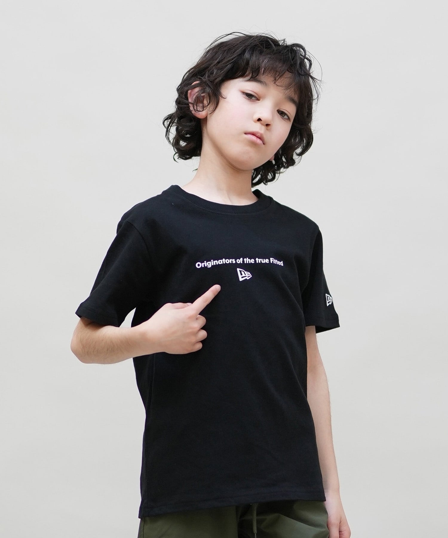 NEW ERA ニューエラ 半袖 Tシャツ キッズ バックプリント Youth 半袖 コットン Tシャツ Circle OOTTF 14414391(BLK-130cm)