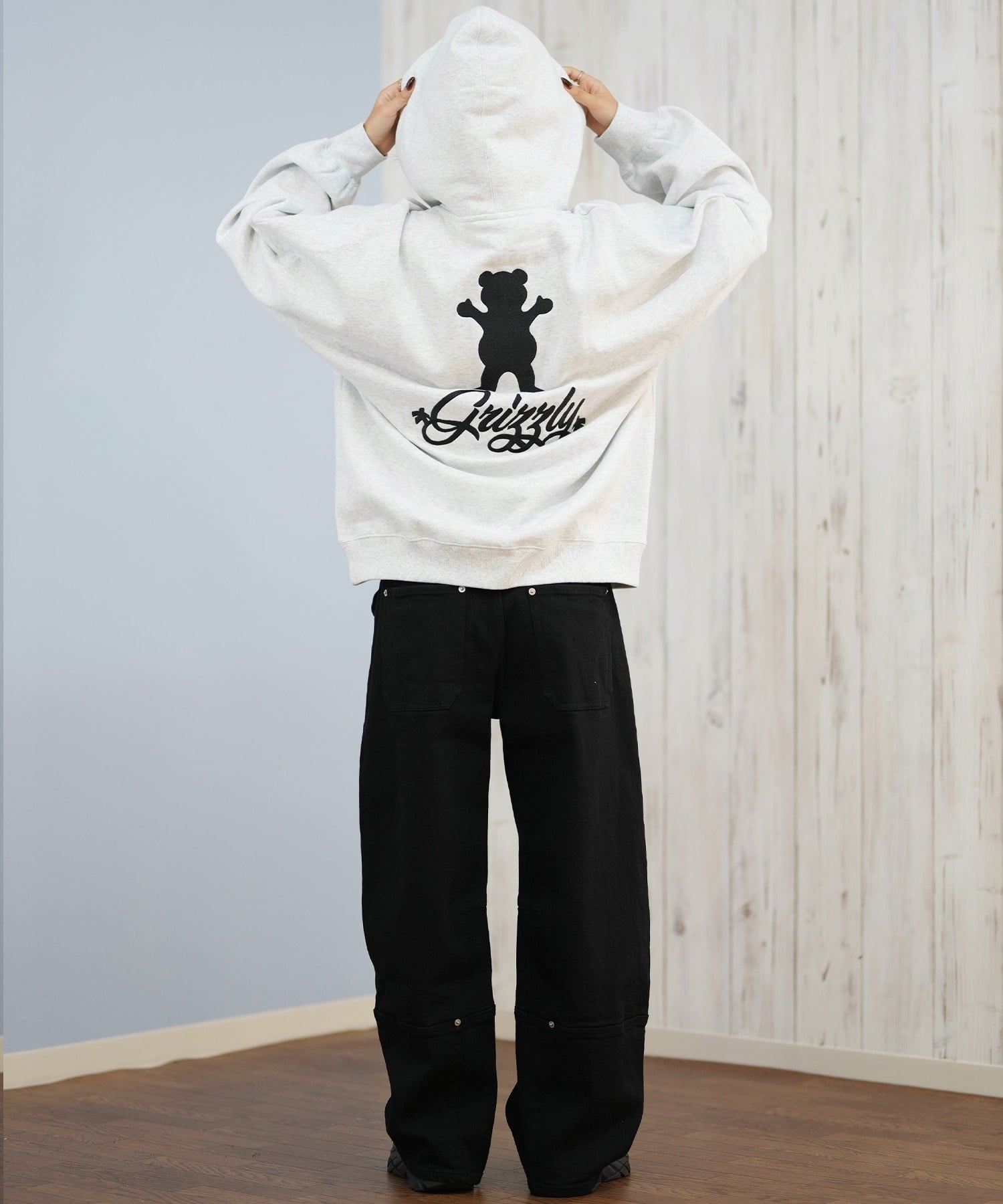 GRIZZLY グリズリー プルオーバー パーカー レディース バックプリント ロゴ 裏起毛 BIG EMBROIDERY BEAR G25FW-4332(BLK-M)