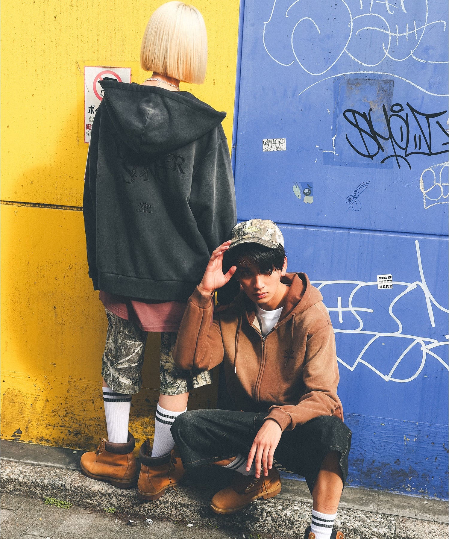 UMBRO アンブロ × Younger Song ヤンガーソング コラボ ジップアップ パーカー 裏毛 MD27-LHD03 ムラサキスポーツ限定(BLACK-M)