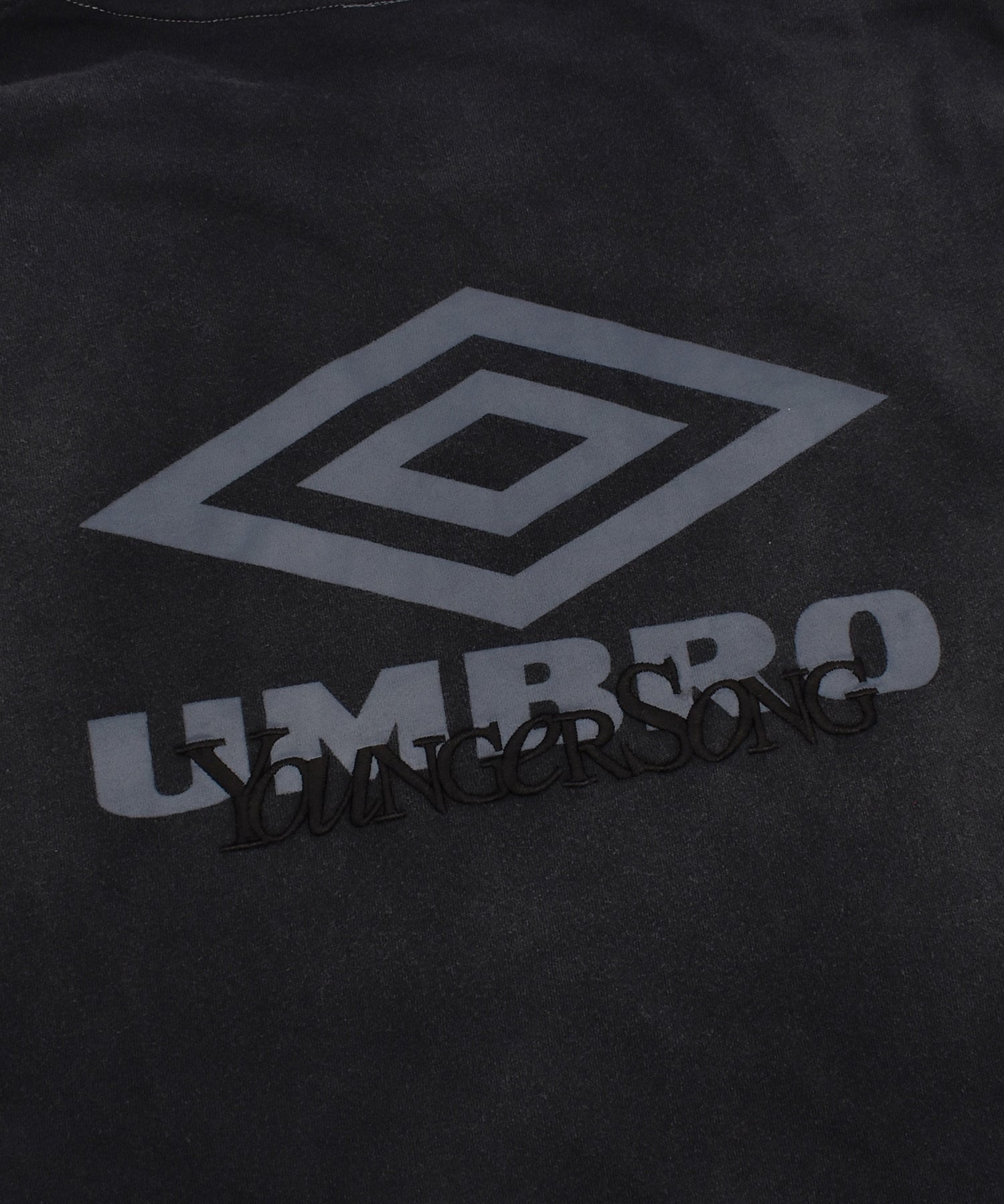 UMBRO アンブロ × Younger Song ヤンガーソング コラボ 長袖 Tシャツ ロンT MD27-LST02B ムラサキスポーツ限定(BLACK-S)