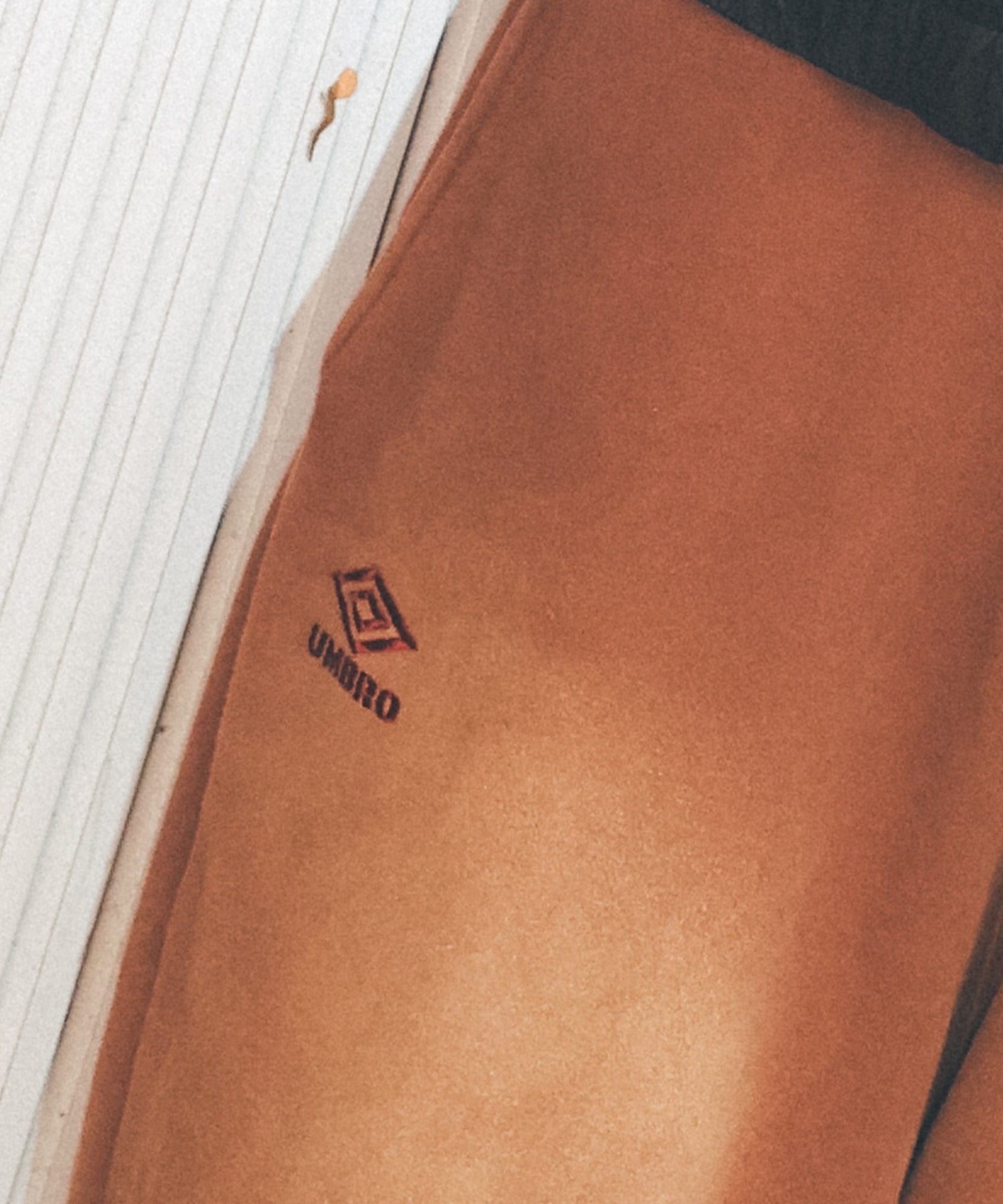 UMBRO アンブロ × Younger Song ヤンガーソング コラボ スウェットパンツ ロングパンツ MD27-LPT05 ムラサキスポーツ限定(BLACK-M)