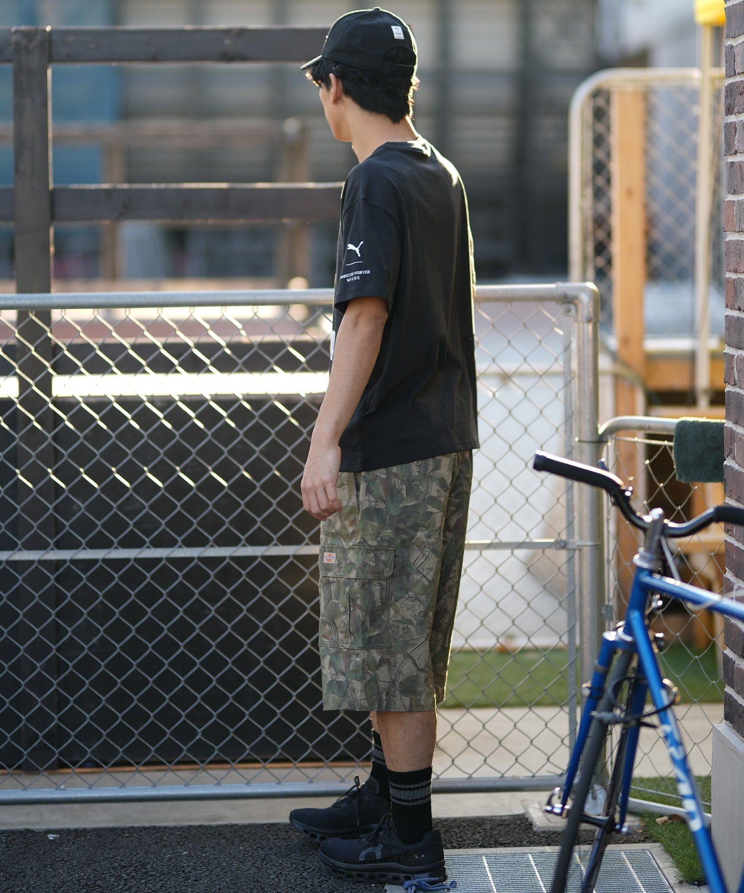 PUMA プーマ 半袖 Tシャツ メンズ モンスターハンターワイルズ コラボレーション 636486(01-M)