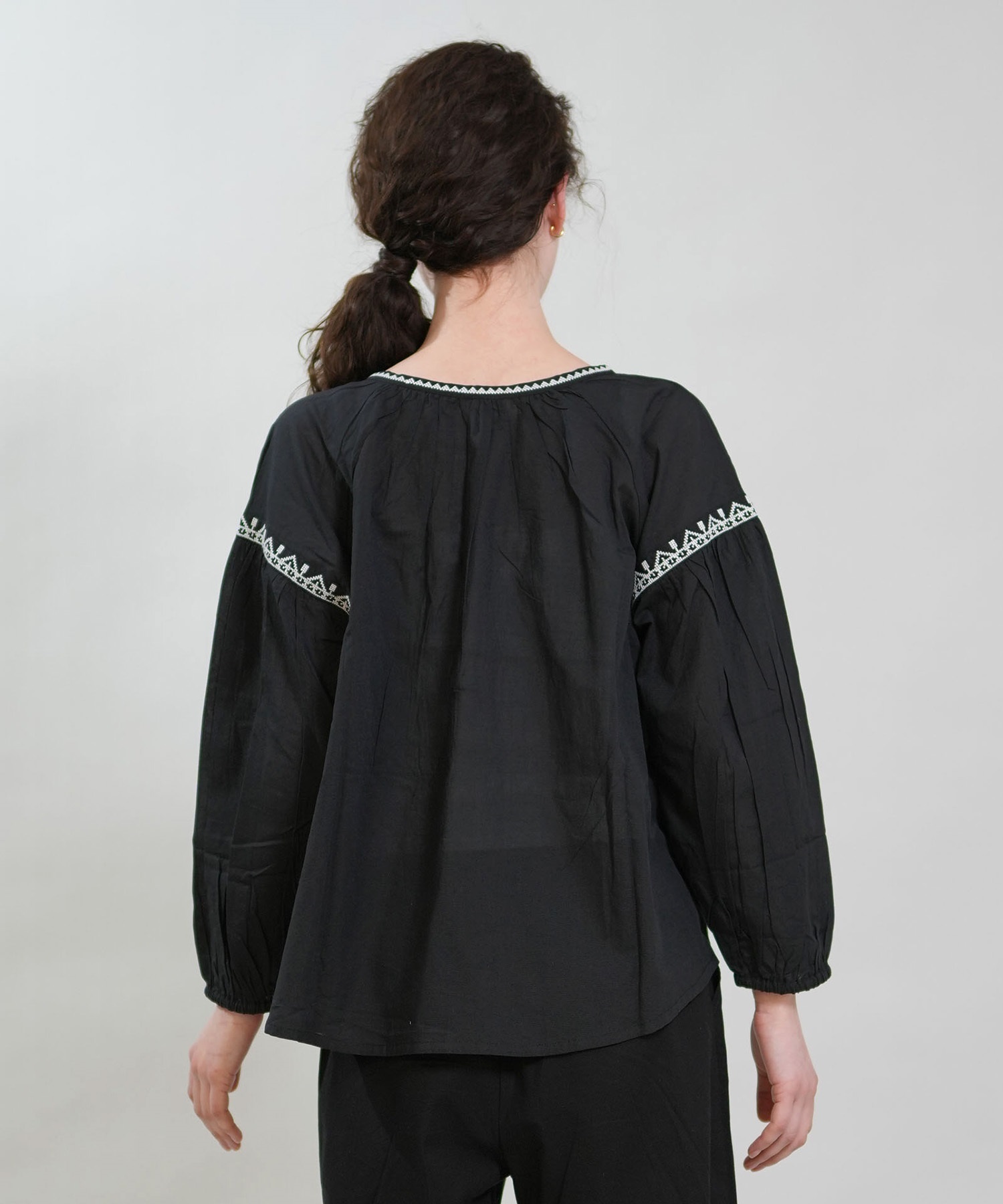 RIKKA FEMME リッカファム 長袖 シャツ レディース ブラウス 刺繍 キーネック RF6S-2601(WHT-FREE)