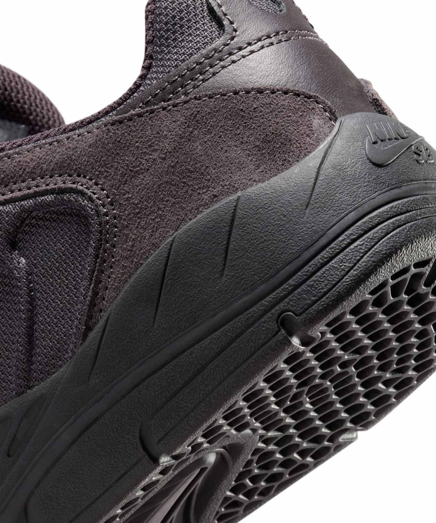 NIKE SB ナイキエスビー スニーカー メンズ ローカット NIKE SB VERTEBRAE バータブレイ FD4691-009(009-26.0cm)